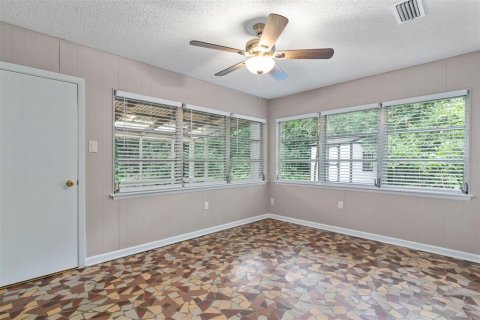 House in Gainesville, Florida 2 bedrooms, 102.94 sq.m. № 1837407 - photo 18