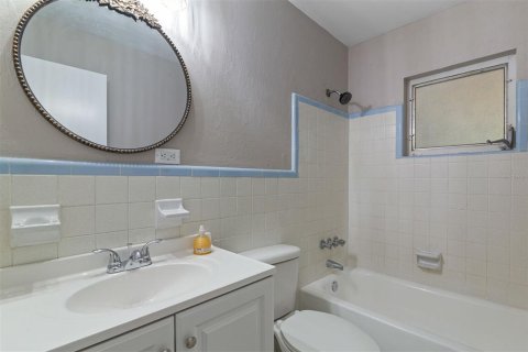House in Gainesville, Florida 2 bedrooms, 102.94 sq.m. № 1837407 - photo 17