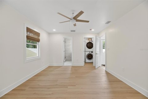 Casa en alquiler en Saint Petersburg, Florida, 3 dormitorios, 125.7 m2 № 1918122 - foto 22