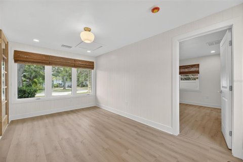 Casa en alquiler en Saint Petersburg, Florida, 3 dormitorios, 125.7 m2 № 1918122 - foto 20
