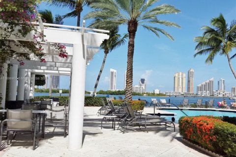 Copropriété à louer à Aventura, Floride: 2 chambres, 100.06 m2 № 1713353 - photo 7