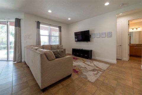 House in Kissimmee, Florida 6 bedrooms, 272.76 sq.m. № 1417337 - photo 12