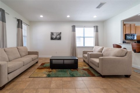 House in Kissimmee, Florida 6 bedrooms, 272.76 sq.m. № 1417337 - photo 7