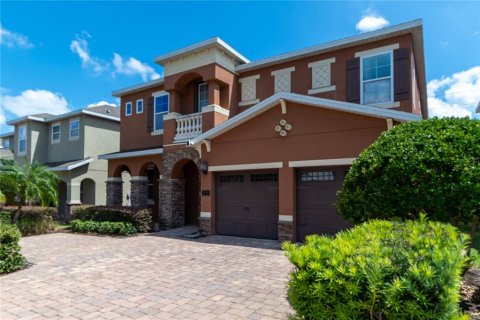 House in Kissimmee, Florida 6 bedrooms, 272.76 sq.m. № 1417337 - photo 2