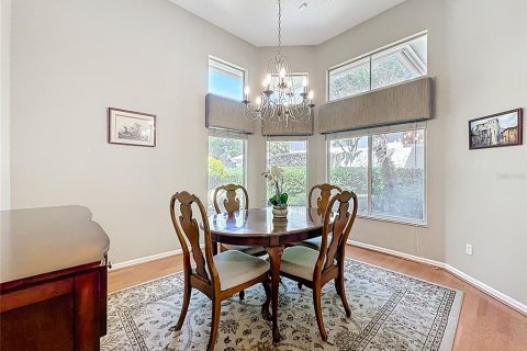 House in Apopka, Florida 2 bedrooms, 183.02 sq.m. № 2165952 - photo 3