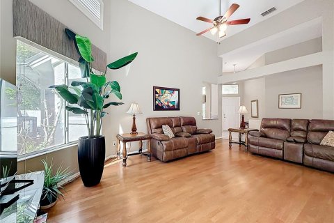 House in Apopka, Florida 2 bedrooms, 183.02 sq.m. № 2165952 - photo 14