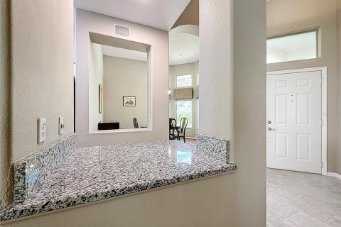 House in Apopka, Florida 2 bedrooms, 183.02 sq.m. № 2165952 - photo 6
