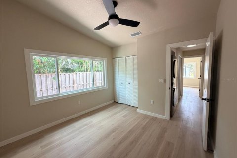 House in Bradenton, Florida 3 bedrooms, 132.29 sq.m. № 2349599 - photo 12