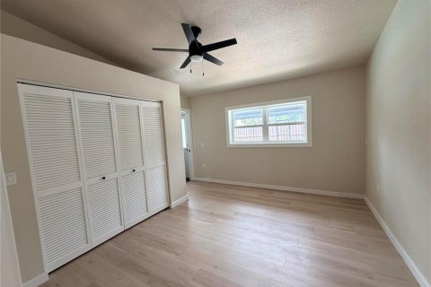 House in Bradenton, Florida 3 bedrooms, 132.29 sq.m. № 2349599 - photo 14
