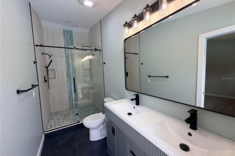 House in Bradenton, Florida 3 bedrooms, 132.29 sq.m. № 2349599 - photo 15