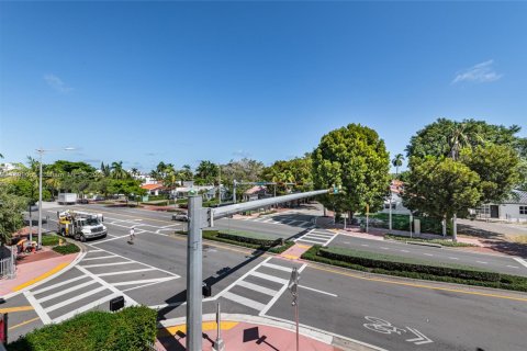 Condominio en venta en Miami Beach, Florida, 1 dormitorio, 72.93 m2 № 1953550 - foto 16