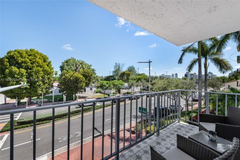 Condominio en venta en Miami Beach, Florida, 1 dormitorio, 72.93 m2 № 1953550 - foto 15
