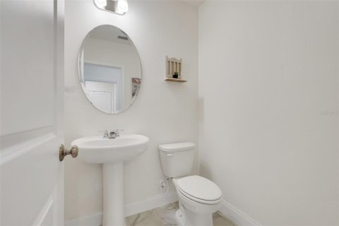 Villa ou maison à vendre à Minneola, Floride: 5 chambres, 298.31 m2 № 2396074 - photo 16