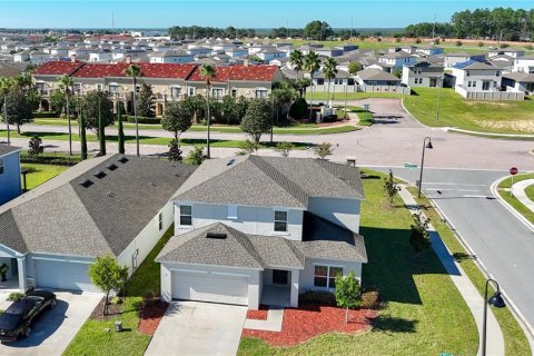 Villa ou maison à Davenport, Floride 5 chambres, 218.41 m2 № 2390755