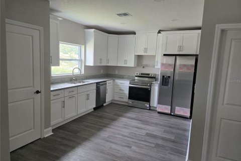 Villa ou maison à louer à Tampa, Floride: 4 chambres, 156.35 m2 № 2402895 - photo 24