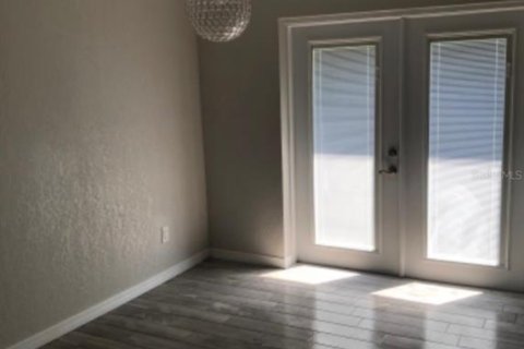 Villa ou maison à vendre à Orlando, Floride: 3 chambres, 85.93 m2 № 2203830 - photo 2