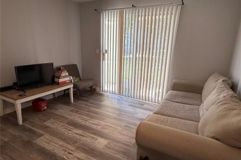 Copropriété à louer à Gainesville, Floride: 1 chambre, 55.74 m2 № 2112130 - photo 9