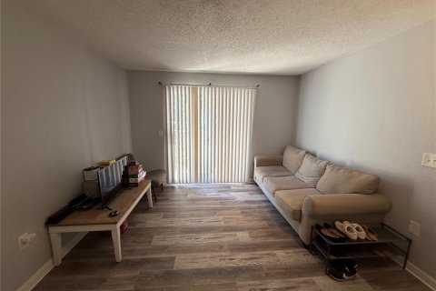Copropriété à louer à Gainesville, Floride: 1 chambre, 55.74 m2 № 2112130 - photo 14