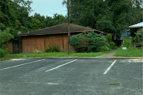 Immobilier commercial à Gainesville, Floride 4 chambres, 167.22 m2 № 2116217