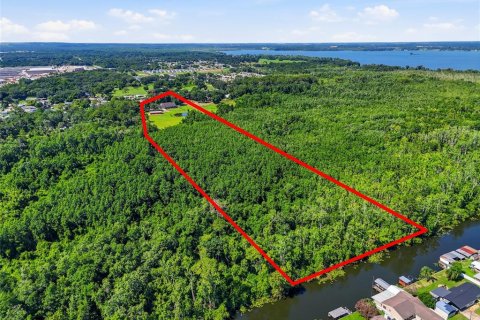 Villa ou maison à vendre à Astatula, Floride: 4 chambres, 319.21 m2 № 2236091 - photo 3