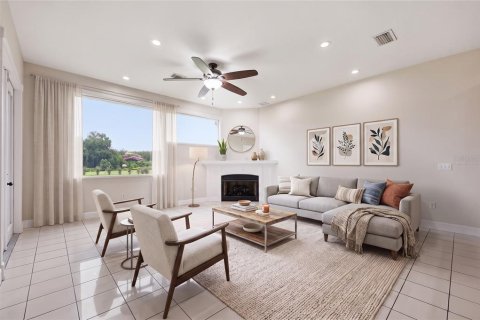 Villa ou maison à vendre à Astatula, Floride: 4 chambres, 319.21 m2 № 2236091 - photo 16