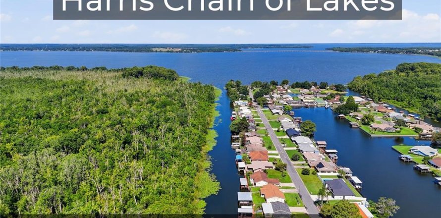 Villa ou maison à Astatula, Floride 4 chambres, 319.21 m2 № 2236091