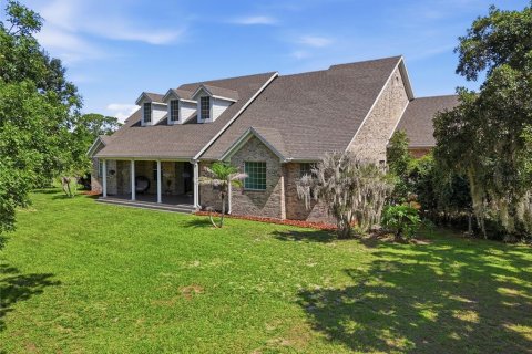Villa ou maison à vendre à Astatula, Floride: 4 chambres, 319.21 m2 № 2236091 - photo 8