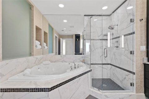 Copropriété à vendre à Tampa, Floride: 2 chambres, 307.79 m2 № 1565186 - photo 23