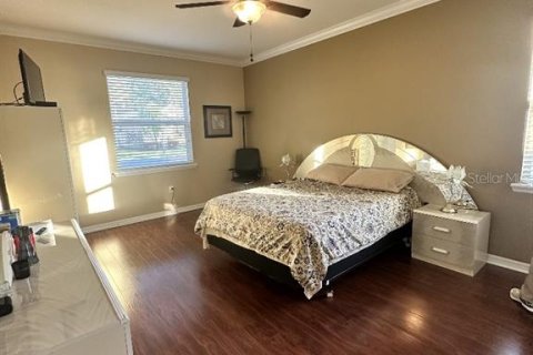 House in New Port Richey, Florida 3 bedrooms, 144.74 sq.m. № 1732584 - photo 12