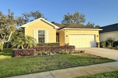 House in New Port Richey, Florida 3 bedrooms, 144.74 sq.m. № 1732584 - photo 1