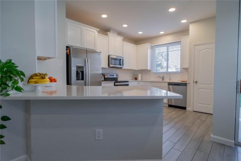 Townhouse in Orlando, Florida 3 bedrooms, 144.83 sq.m. № 2379417 - photo 10