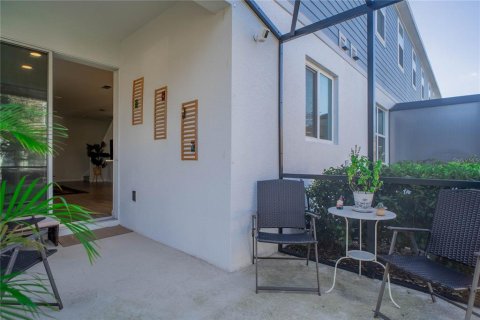 Townhouse in Orlando, Florida 3 bedrooms, 144.83 sq.m. № 2379417 - photo 16