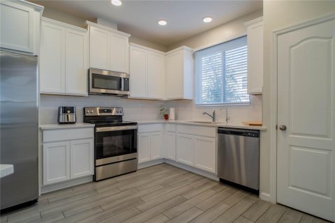 Townhouse in Orlando, Florida 3 bedrooms, 144.83 sq.m. № 2379417 - photo 9