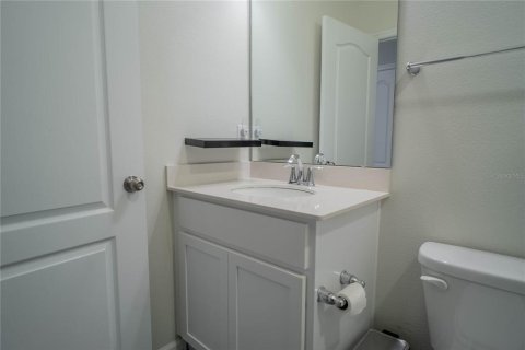 Townhouse in Orlando, Florida 3 bedrooms, 144.83 sq.m. № 2379417 - photo 27