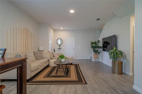 Townhouse in Orlando, Florida 3 bedrooms, 144.83 sq.m. № 2379417 - photo 6