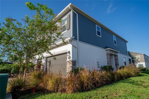 Townhouse in Orlando, Florida 3 bedrooms, 144.83 sq.m. № 2379417 - photo 2