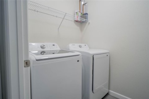 Townhouse in Orlando, Florida 3 bedrooms, 144.83 sq.m. № 2379417 - photo 30