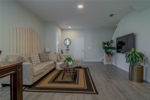Townhouse in Orlando, Florida 3 bedrooms, 144.83 sq.m. № 2379417 - photo 5