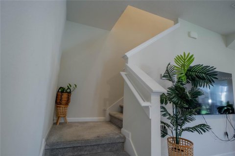 Townhouse in Orlando, Florida 3 bedrooms, 144.83 sq.m. № 2379417 - photo 19
