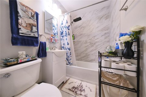Купить коммерческую недвижимость в Норт-Порт, Флорида 4 спальни, 148.74м2, № 2136656 - фото 16