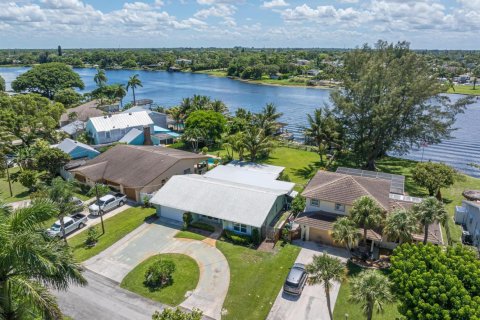Villa ou maison à vendre à Lake Worth, Floride: 3 chambres, 151.8 m2 № 2085043 - photo 8