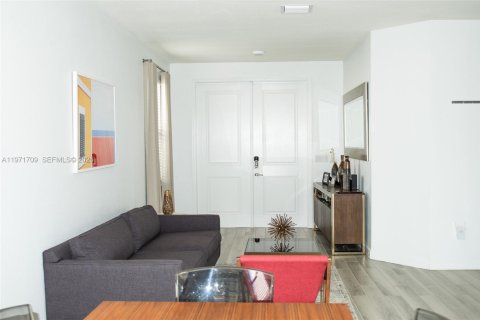 Villa ou maison à louer à Homestead, Floride: 4 chambres, 232.26 m2 № 2042252 - photo 5