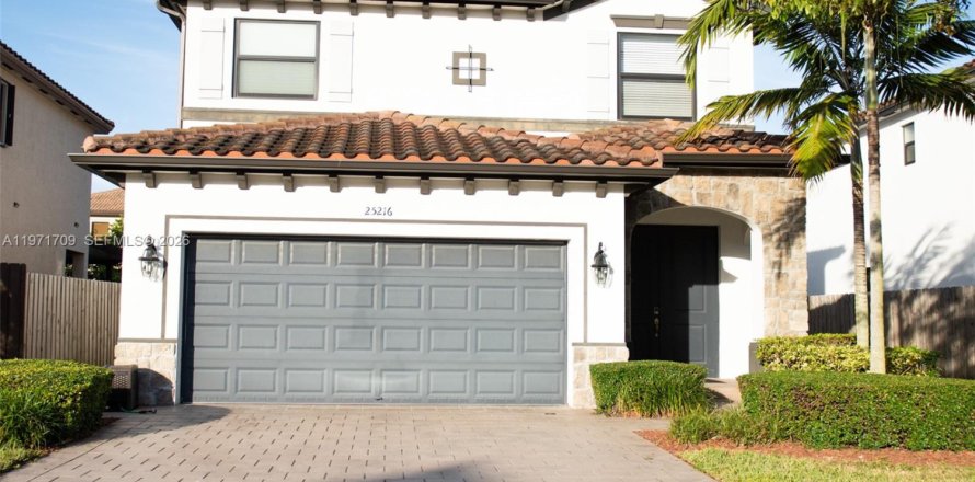 Villa ou maison à Homestead, Floride 4 chambres, 232.26 m2 № 2042252