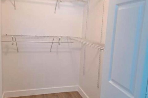 Condo in Margate, Florida, 2 bedrooms № 2250064 - photo 10