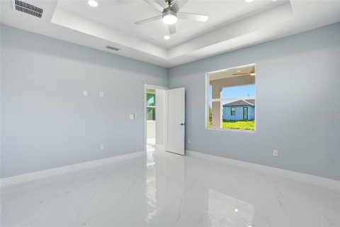 House in Lehigh Acres, Florida 3 bedrooms, 159.51 sq.m. № 2239467 - photo 20
