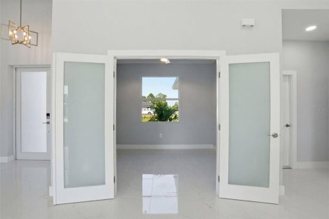 House in Lehigh Acres, Florida 3 bedrooms, 159.51 sq.m. № 2239467 - photo 16