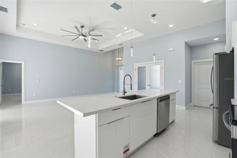 House in Lehigh Acres, Florida 3 bedrooms, 159.51 sq.m. № 2239467 - photo 14