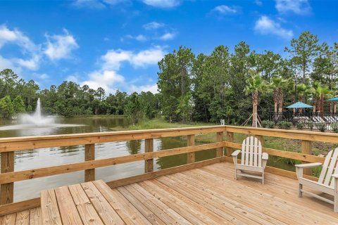 House in Bunnell, Florida 4 bedrooms, 165.18 sq.m. № 2092011 - photo 26