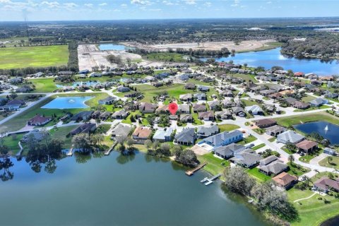 House in Polk City, Florida 1 bedroom, 94.2 sq.m. № 1561862 - photo 9