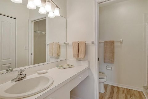 Condo in Sarasota, Florida, 2 bedrooms  № 1624734 - photo 21